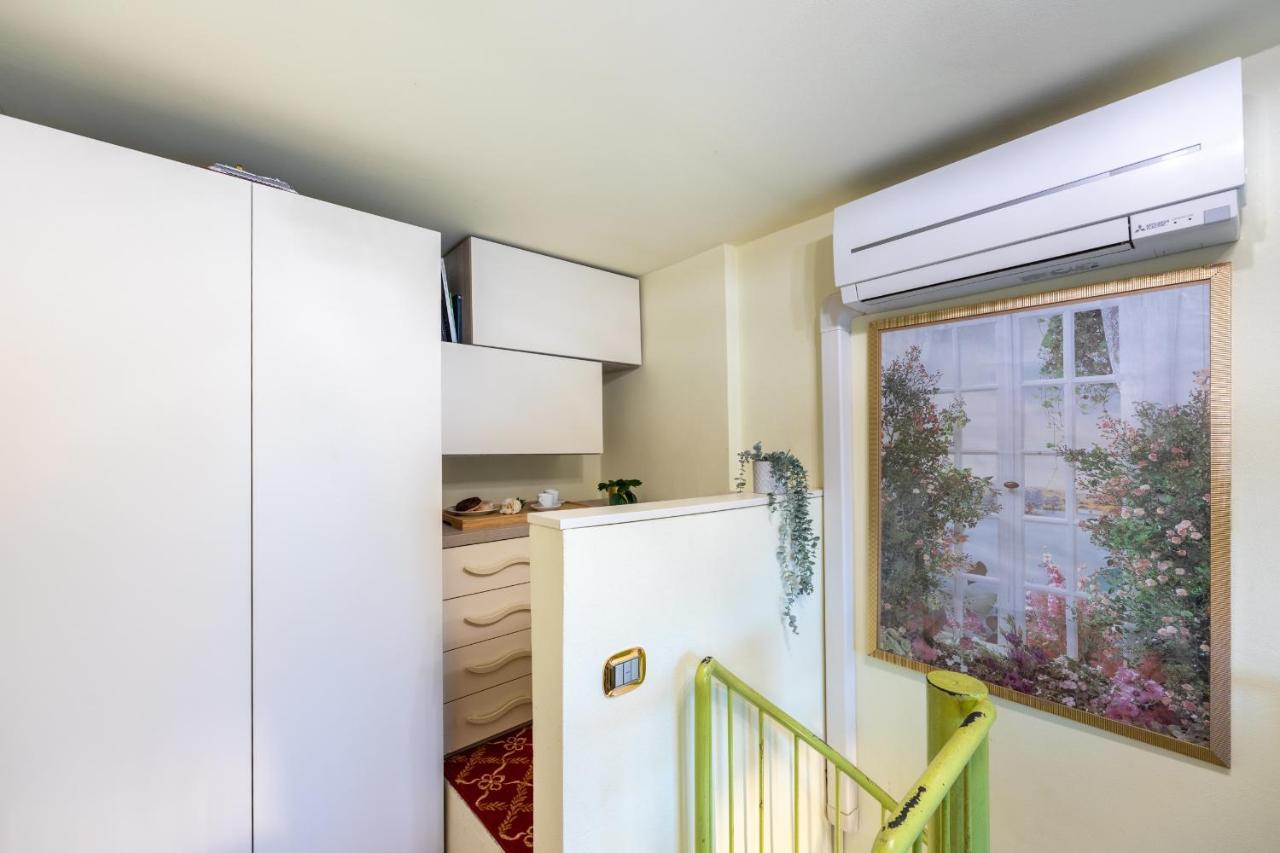 Stazione Centrale-loreto Vintage House With Terrace Wifi Sky-netlix Mailand